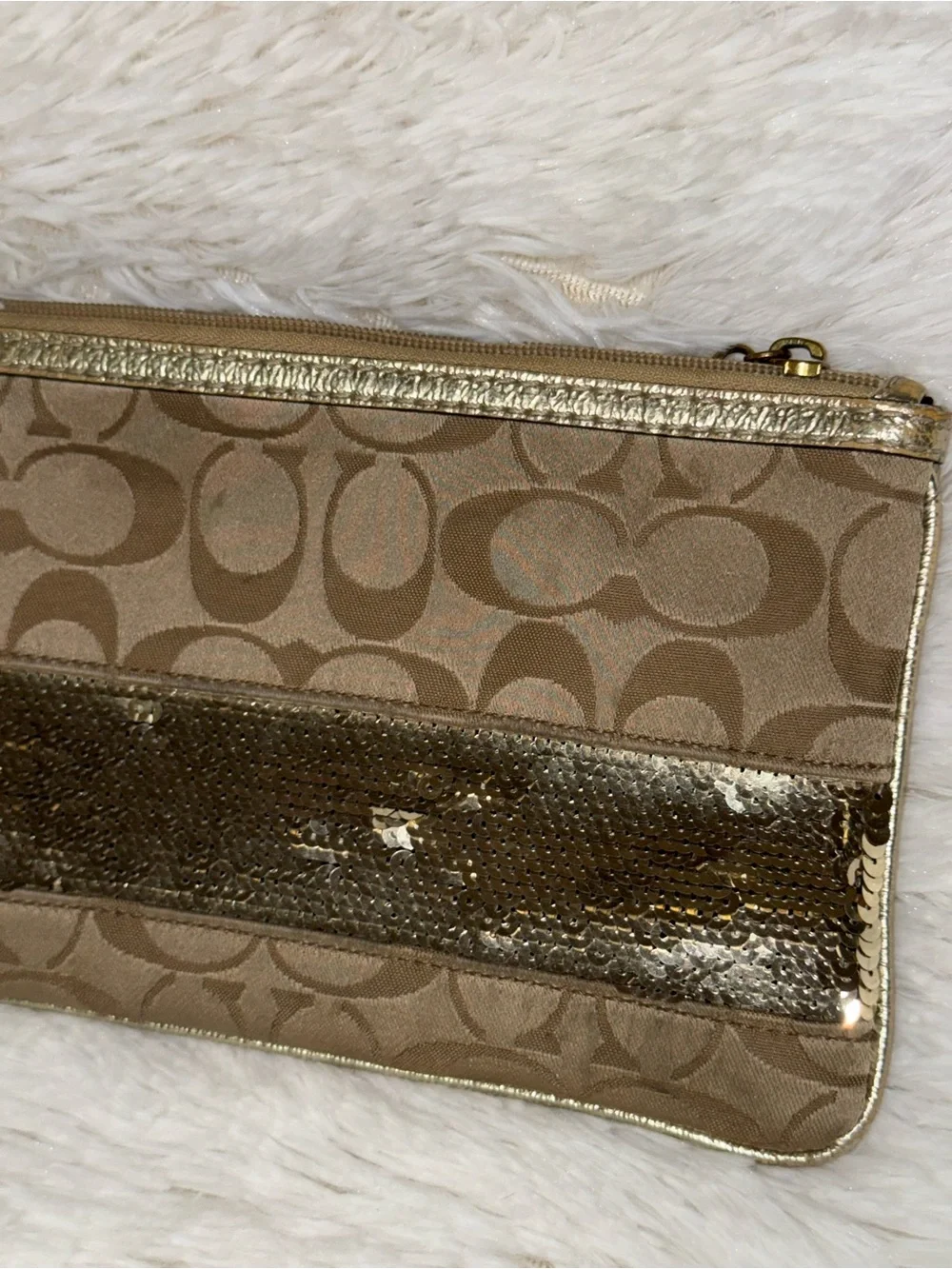 Coach Gold Sequins Classic Tan Brown Canvas Wristlet Wallet Signature Beige